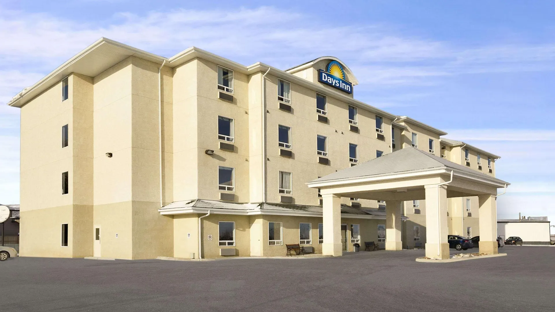 Where to Stay in Saskatchewan: 4 Best 2-Star Hotels