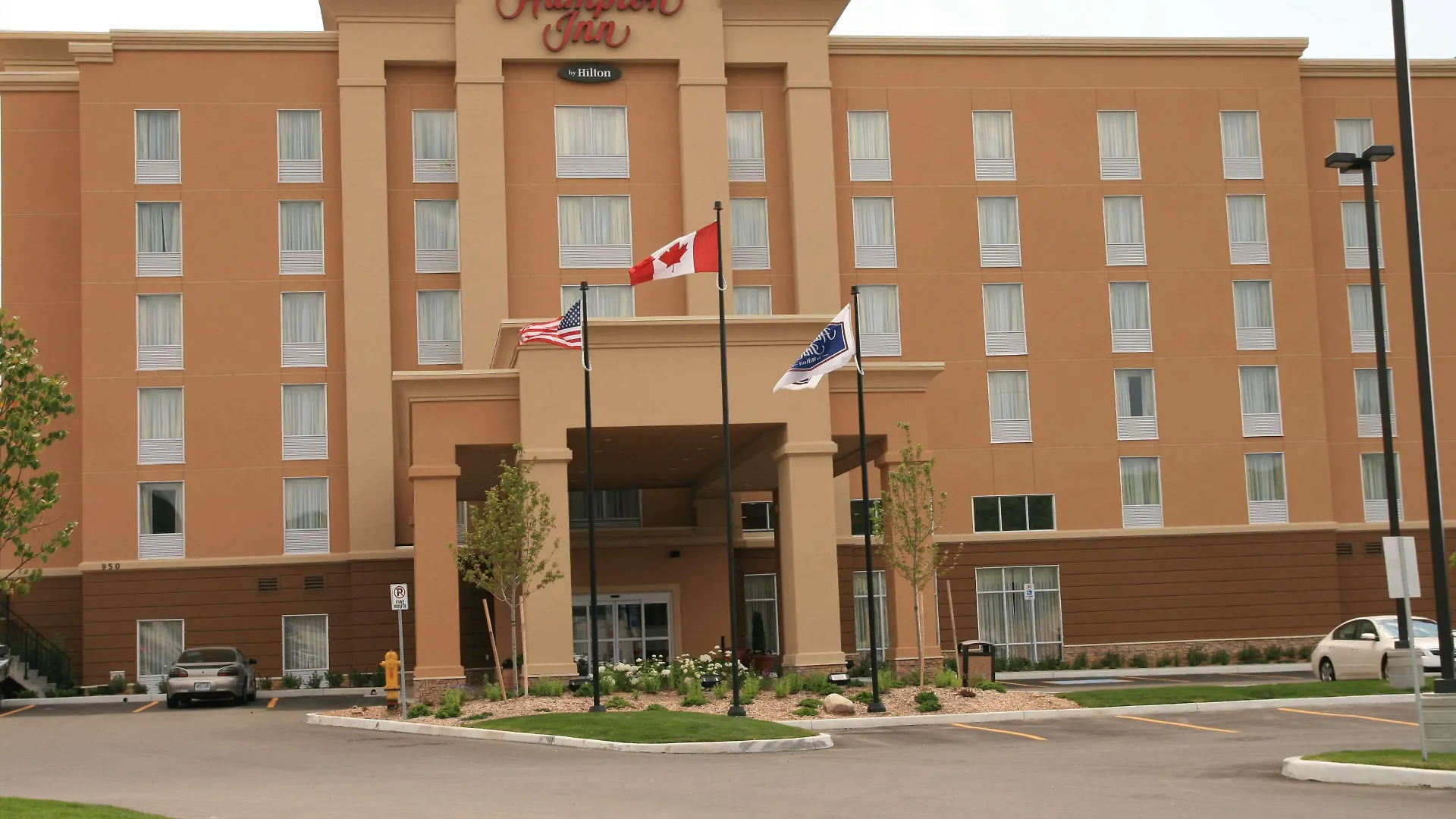Where to Stay Near Bingo Country: 9 Best 3-Star Hotels in North Bay