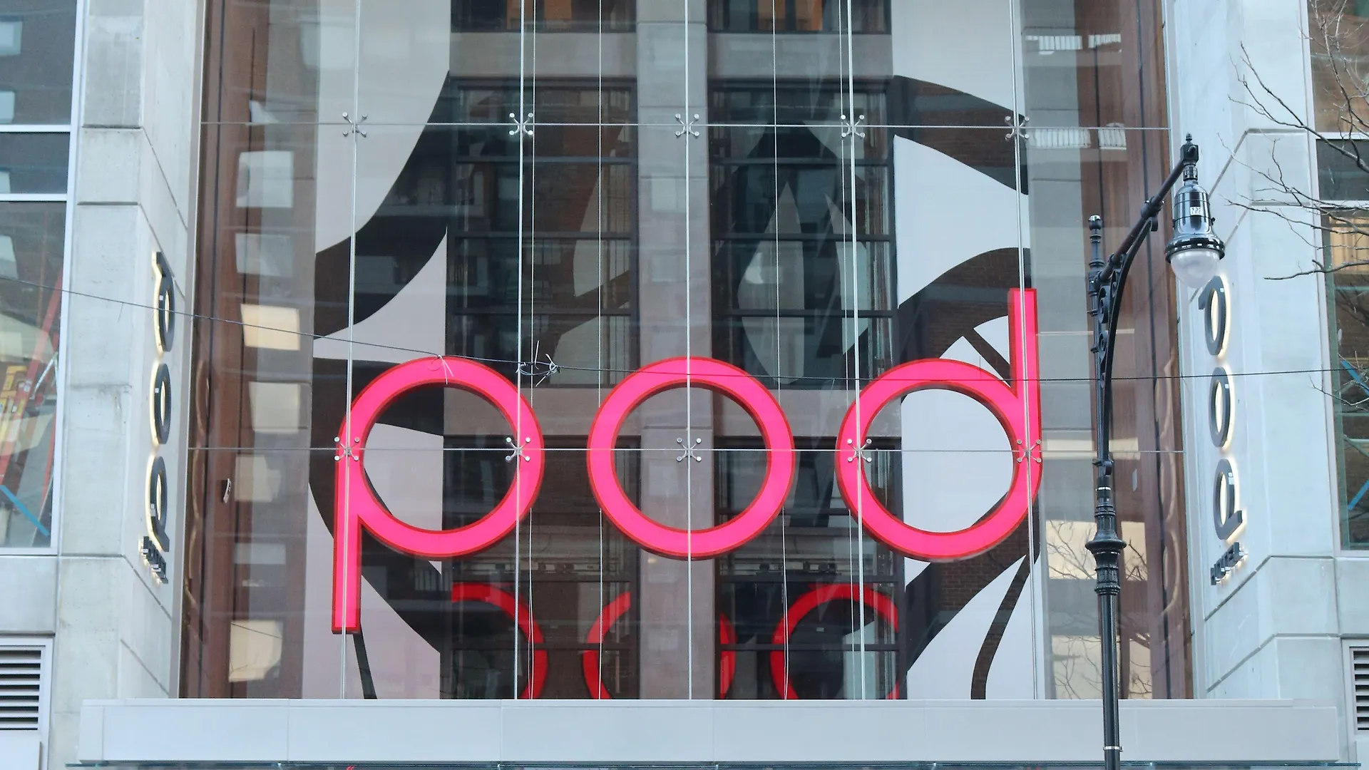 15 Budget Hotels in Midtown Manhattan That Actually Deliver