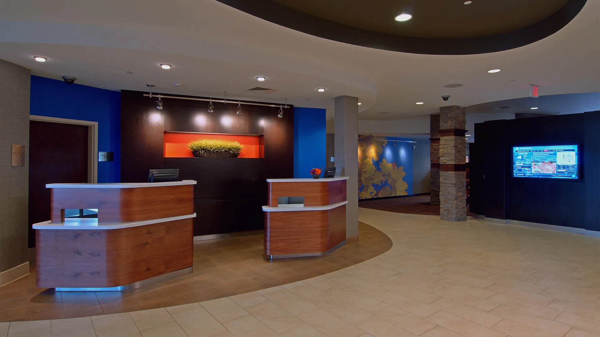 2 Hotels Near UW School of Medicine for Easy Access