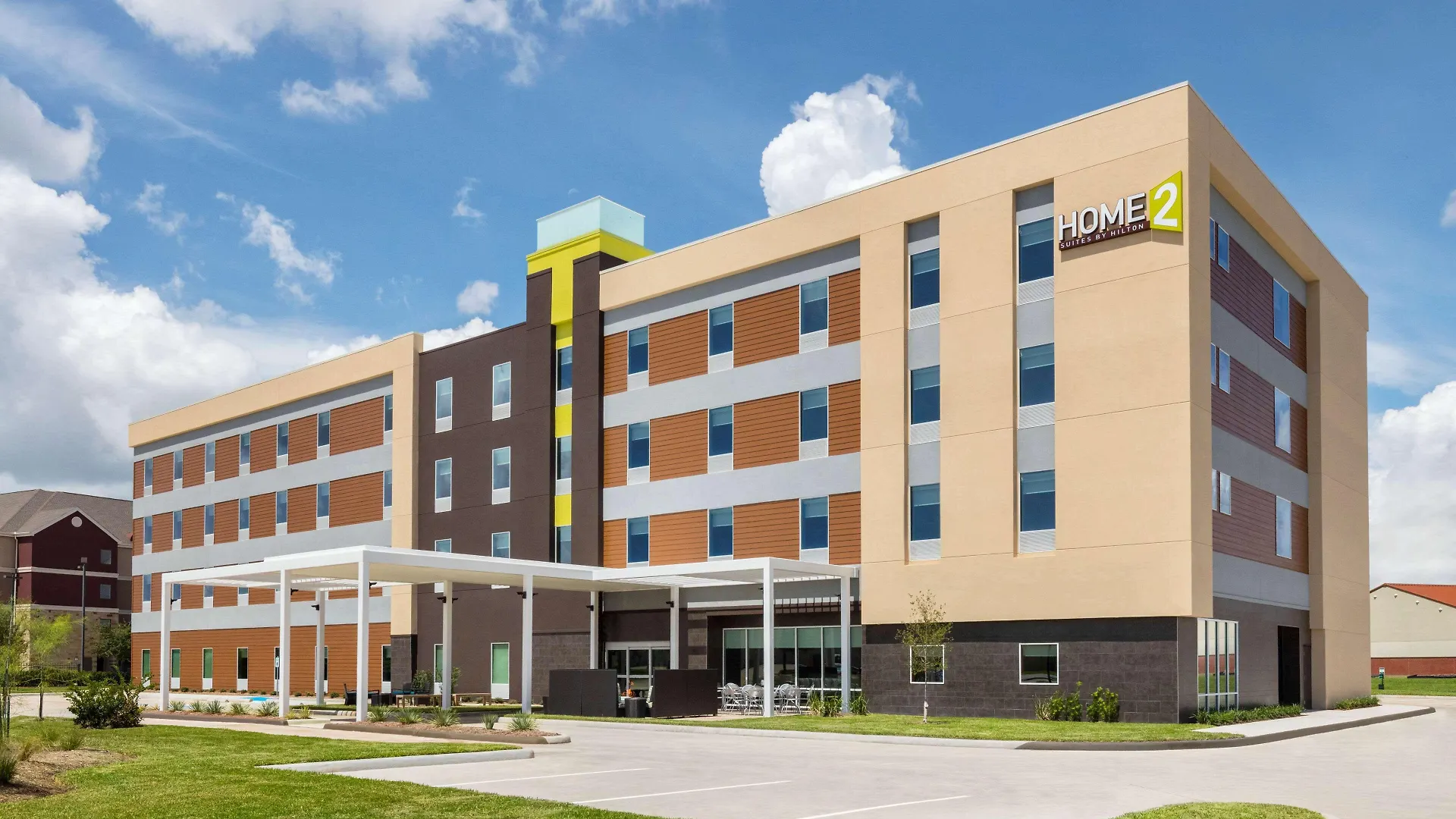 4 Business Hotels Near Houston Baptist University Worth Booking