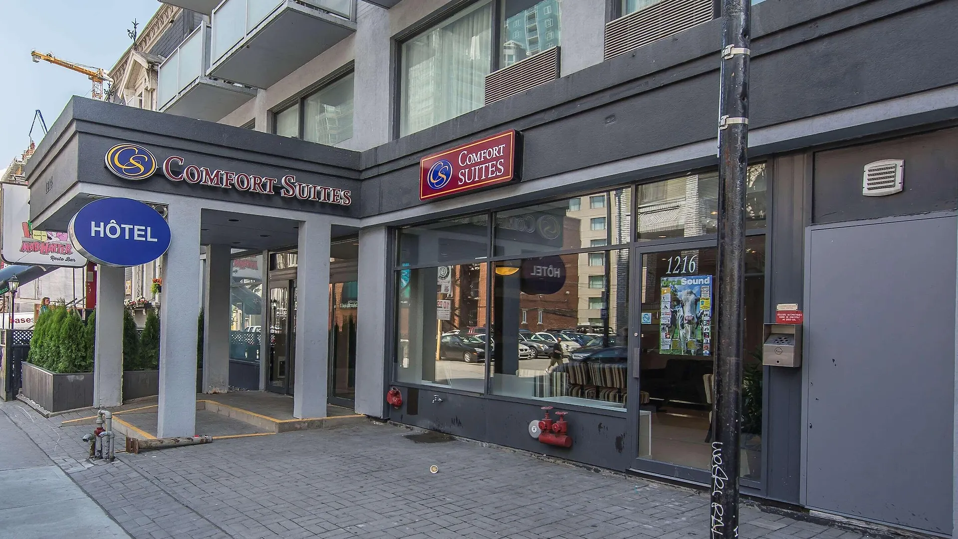 13 Cheap Hotels in Downtown Montreal That Deliver Real Value