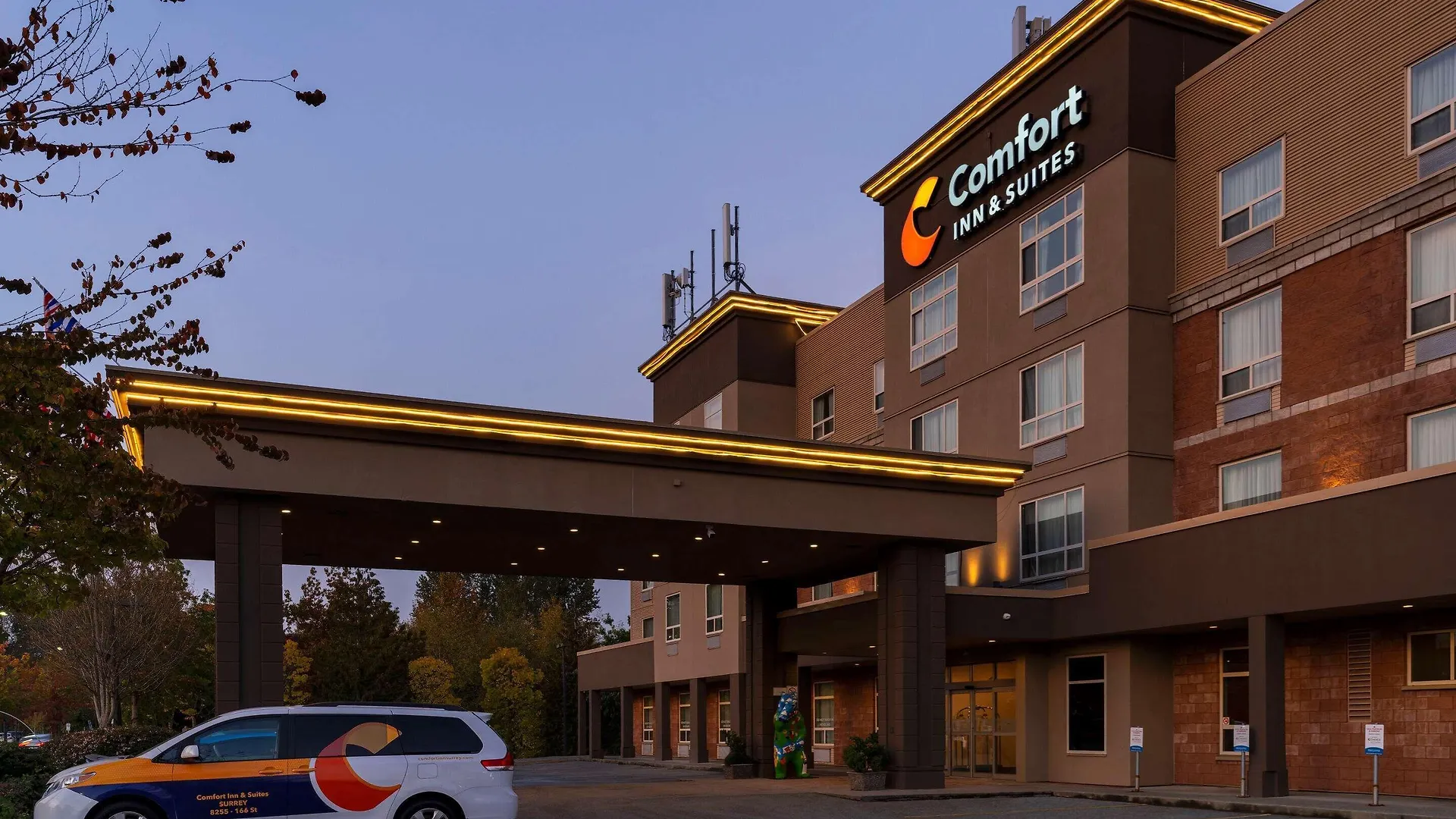 2 Airport Hotels Close to Northview Golf and Country Club