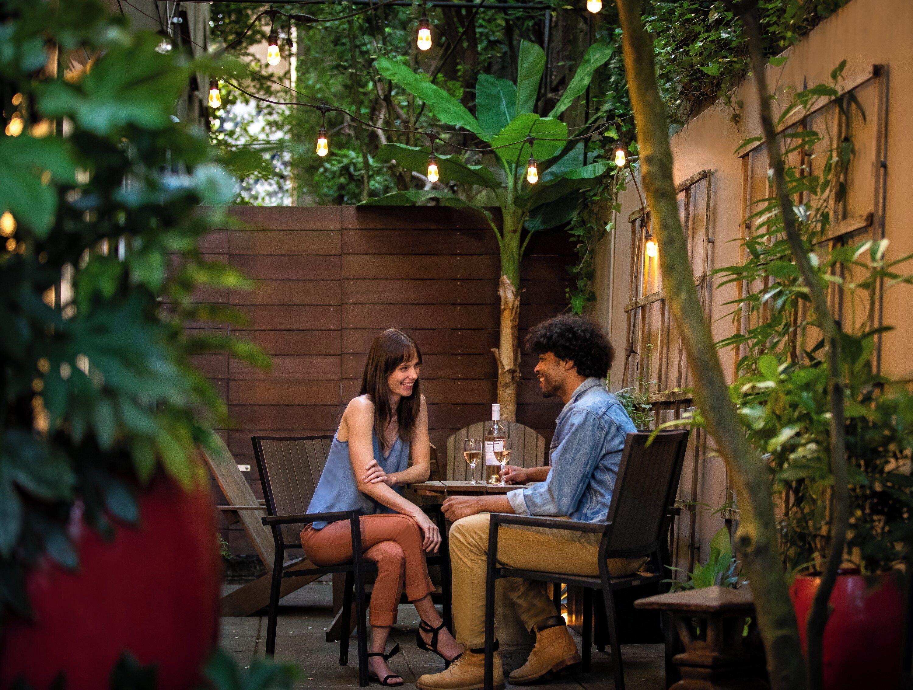 4 Design Hotels Near Oaks Bottom Wildlife Refuge Worth Booking