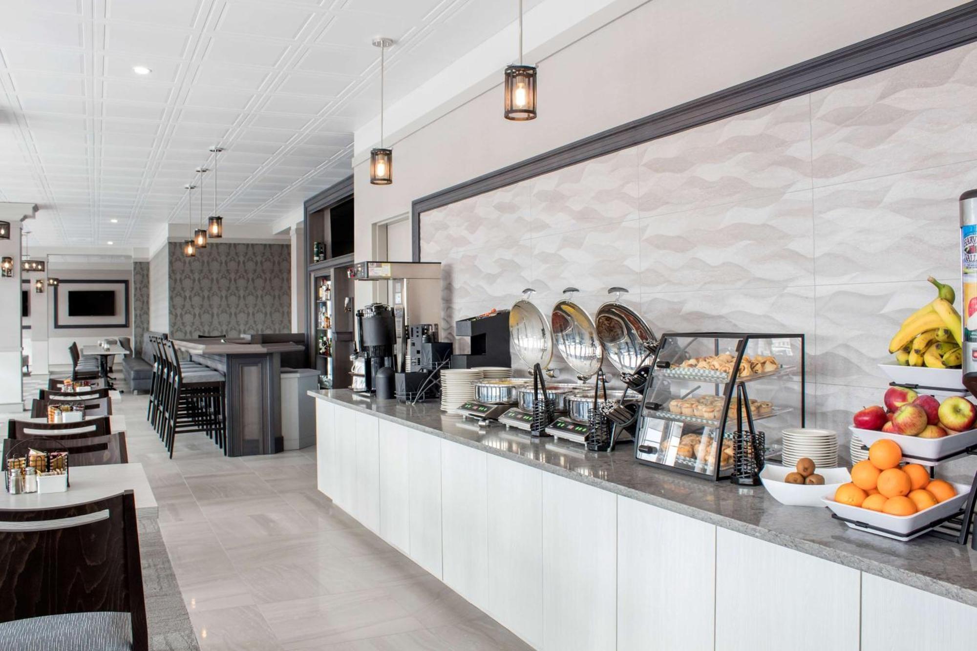 5 Business Hotels Near EBCI Moncton Worth Booking Now